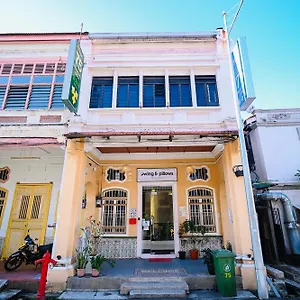Hotel Swing & Pillows - 75 Chulia St, Penang, George Town