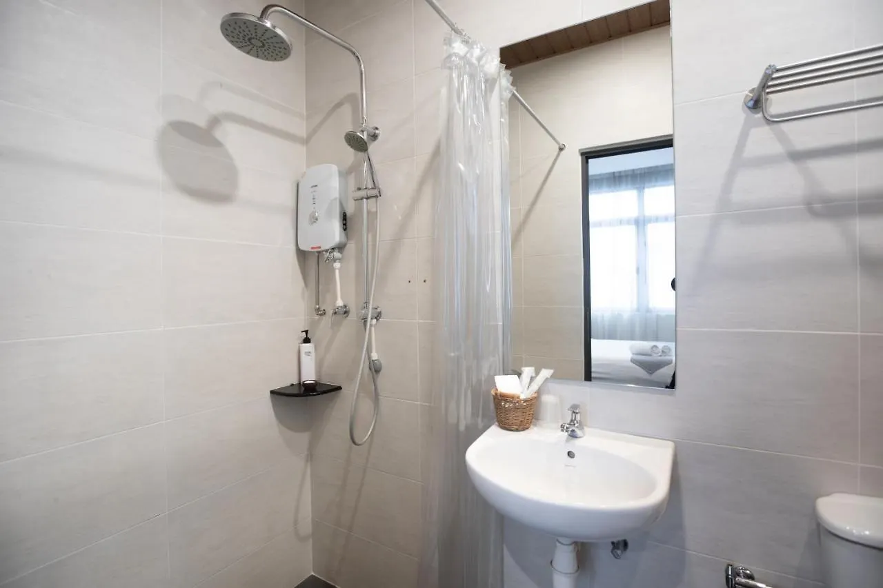 B Street Hotel George Town