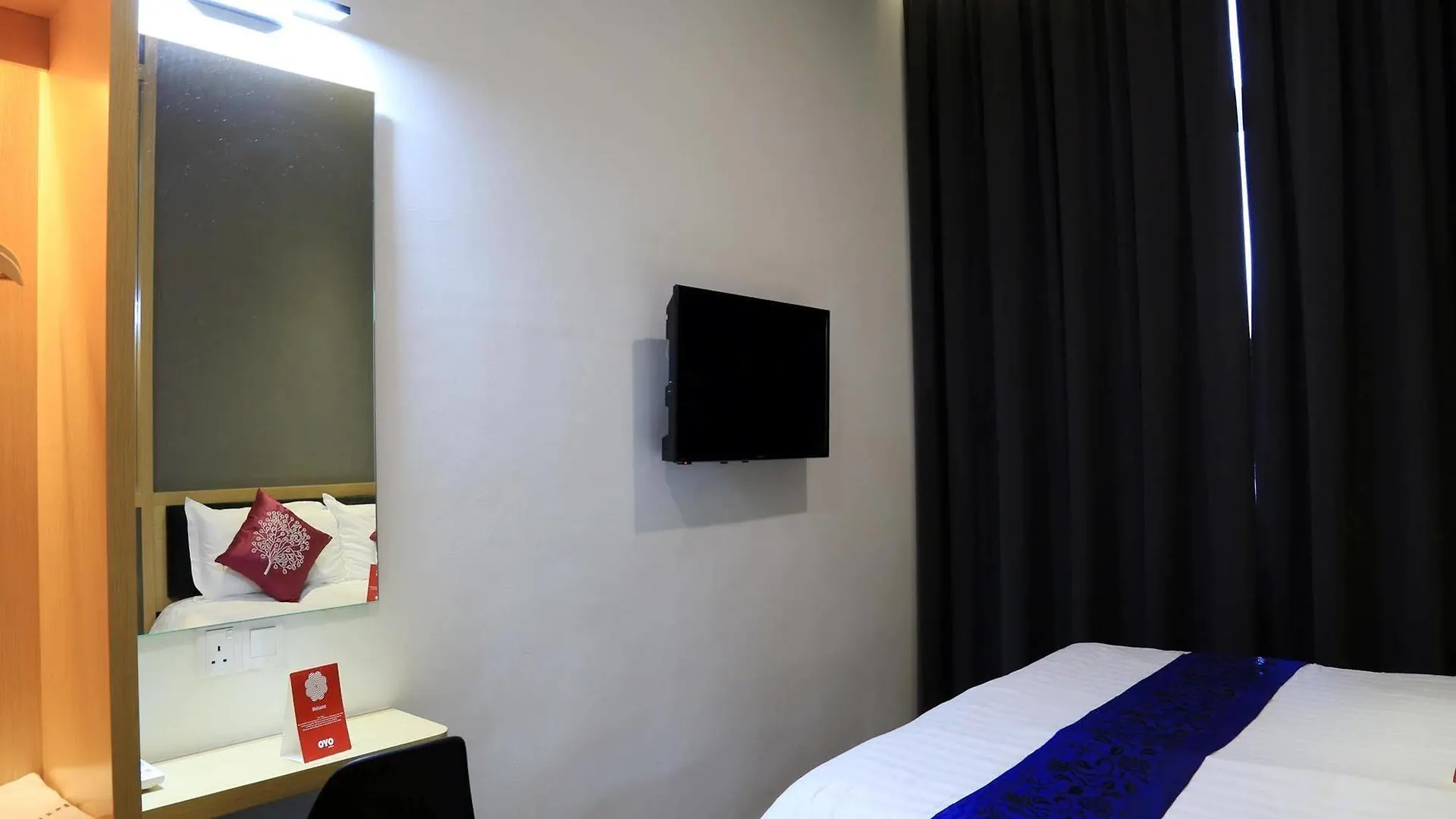 B Street Hotel George Town